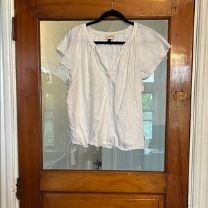 Universal Thread White Relaxed Blouse with Bib Collar